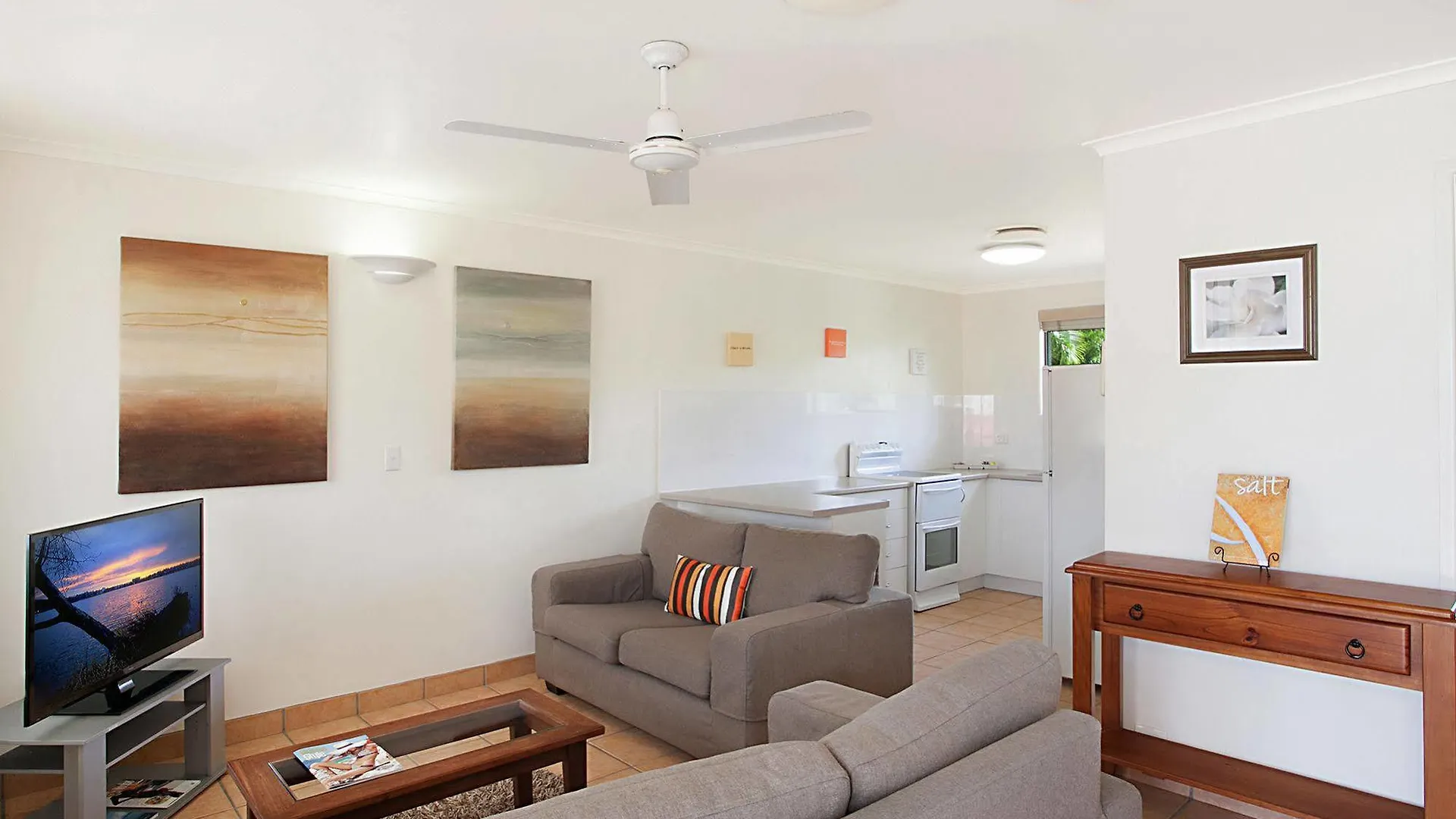 Cayman Quays Motel Noosaville